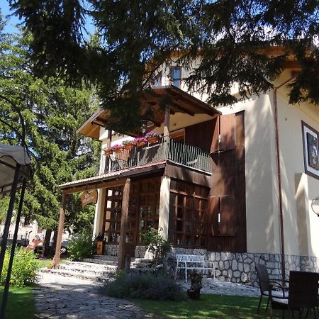 Villa Dei Pini Pescasseroli Exterior foto