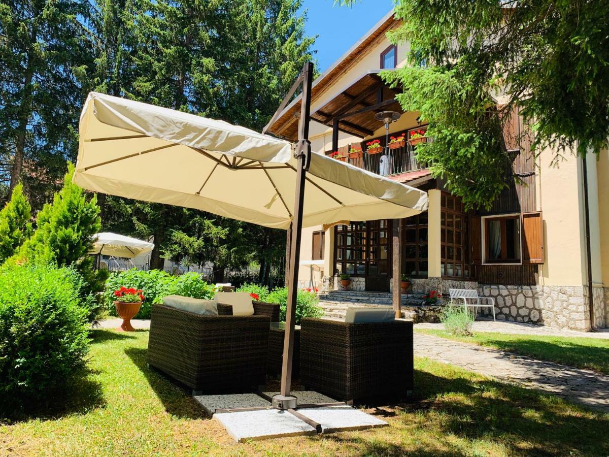 Villa Dei Pini Pescasseroli Exterior foto